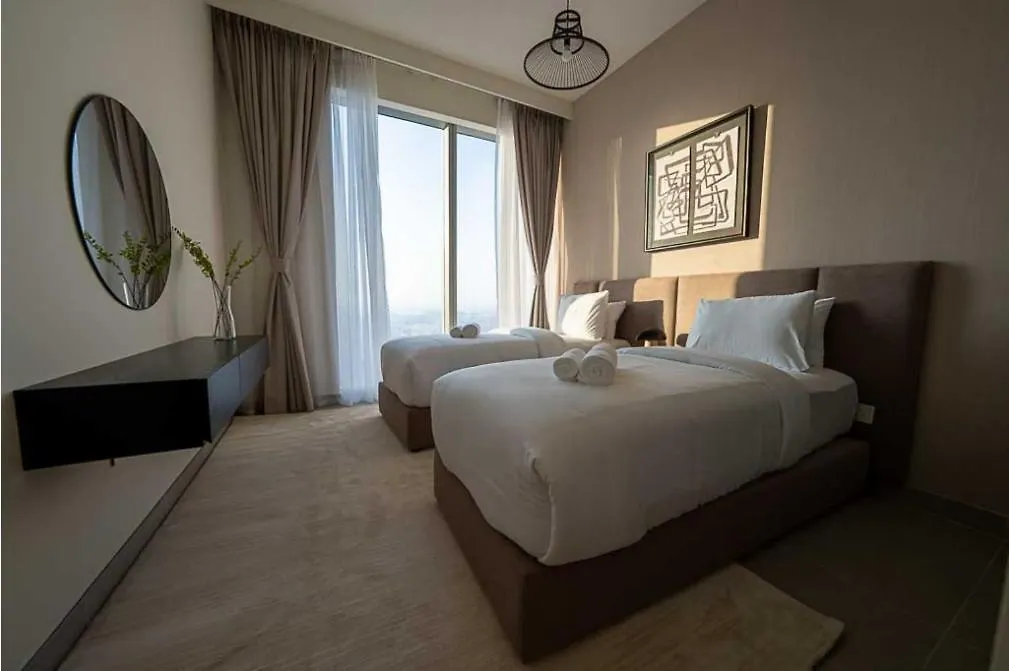 Oraya - Chic 2Br Apt In Downtown Dubai With City Views Апартаменты