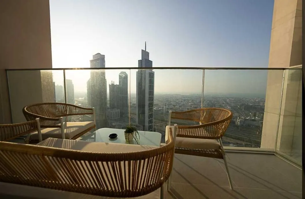 Oraya - Chic 2Br Apt In Downtown Dubai With City Views